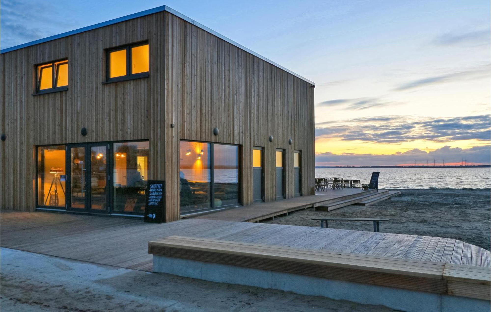 Cozy Home In Lembruch-Duemmer See With Sauna Εξωτερικό φωτογραφία