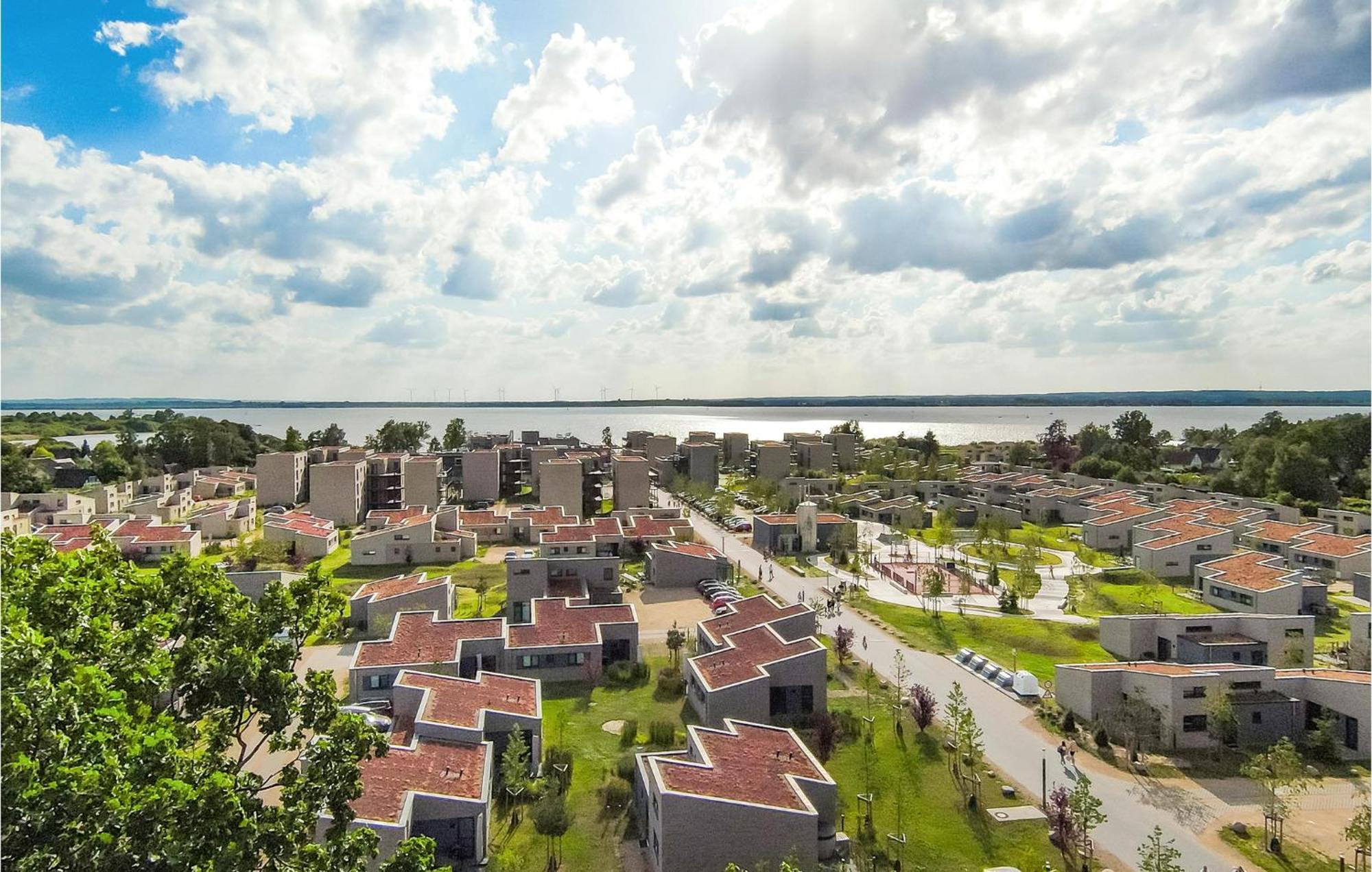 Cozy Home In Lembruch-Duemmer See With Sauna Εξωτερικό φωτογραφία